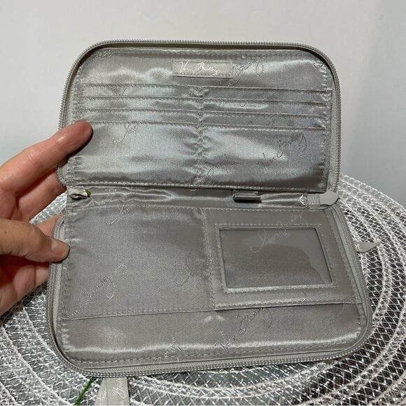 Vera Bradley Zip Around Wallet Watercolor NWT - Picture 6 of 7